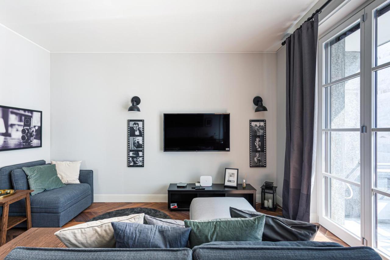 Wide&bright Two Bedroom * Milaan