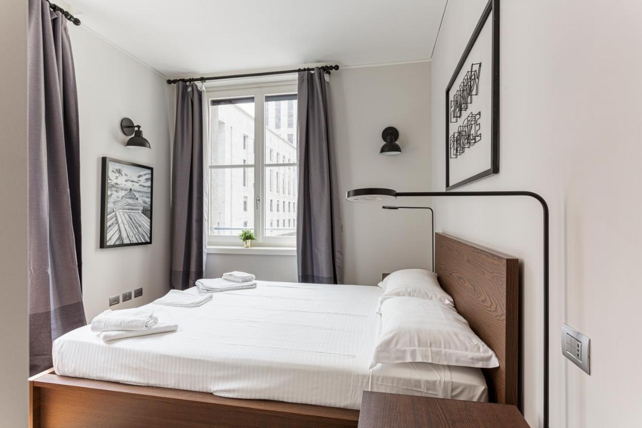 Wide&bright Two Bedroom